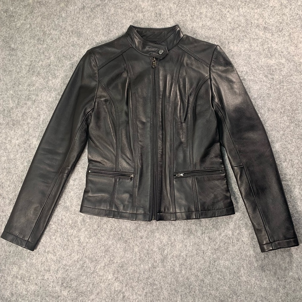 Bh Sophisticates Elegant Black Leather Jacket for Women